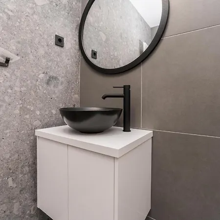 Luxury D 4* Bibinje