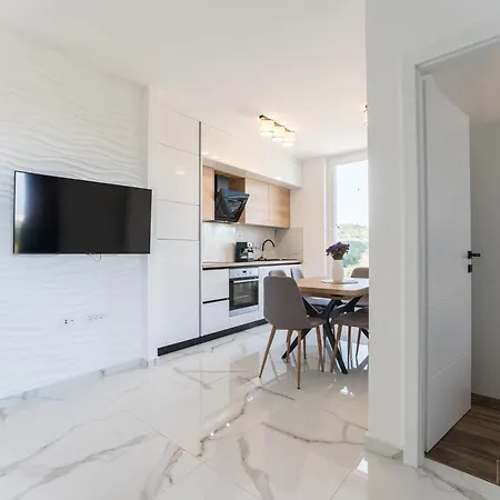 Luxury D Guest house Bibinje
