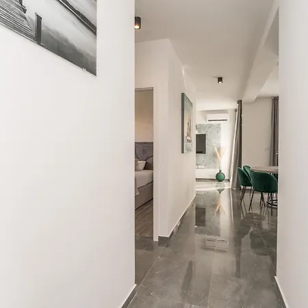 Luxury D Guest house