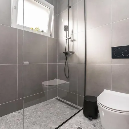Luxury D 4*