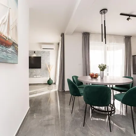 Casa de hóspedes Luxury D 4*